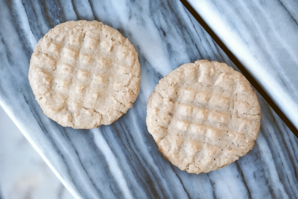 Old-Fashioned Peanut Butter Cookies