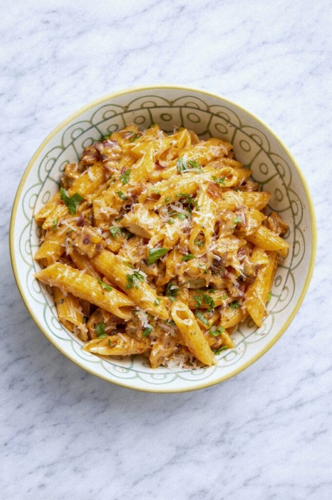 Spicy Bacon Tomato Pasta