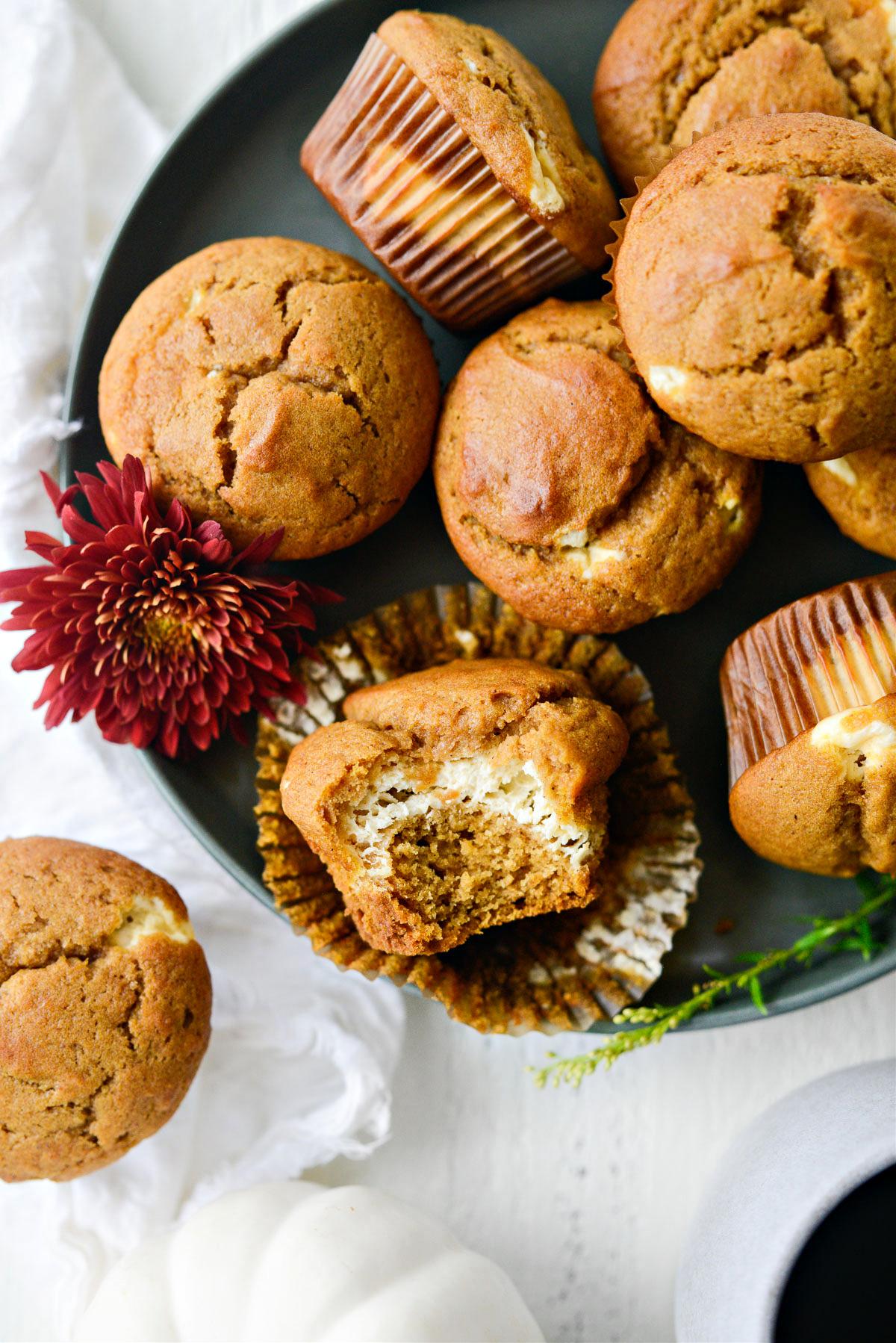 Pumpkin Cheesecake Muffins with Apple Sauce and Streusel