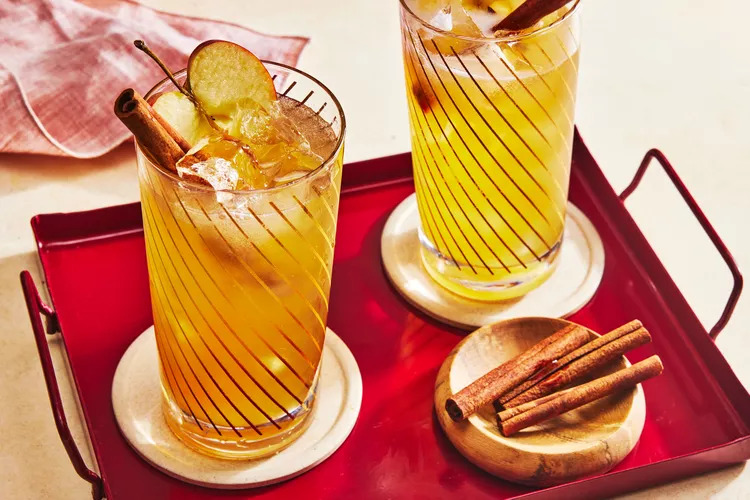 Cocktail with Apple Cider