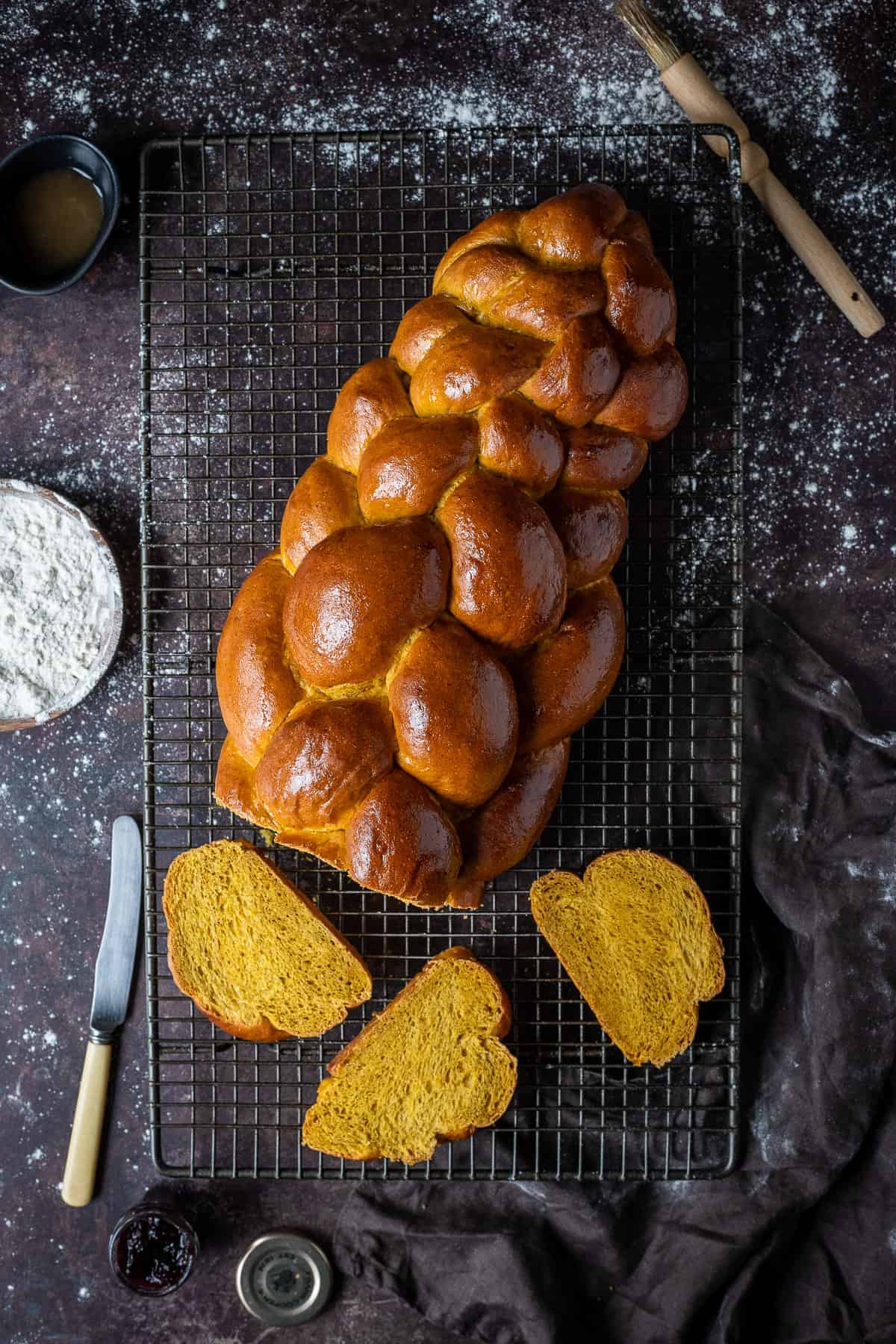  Pumpkin-Shaped Challah