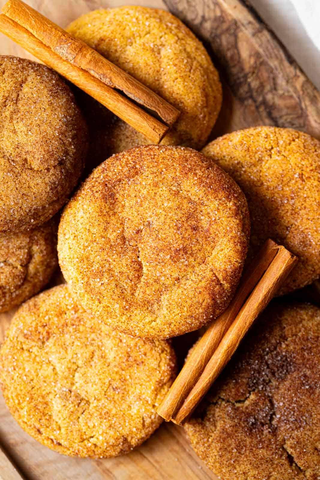 Chewy Pumpkin Spice Cookies: Autumn