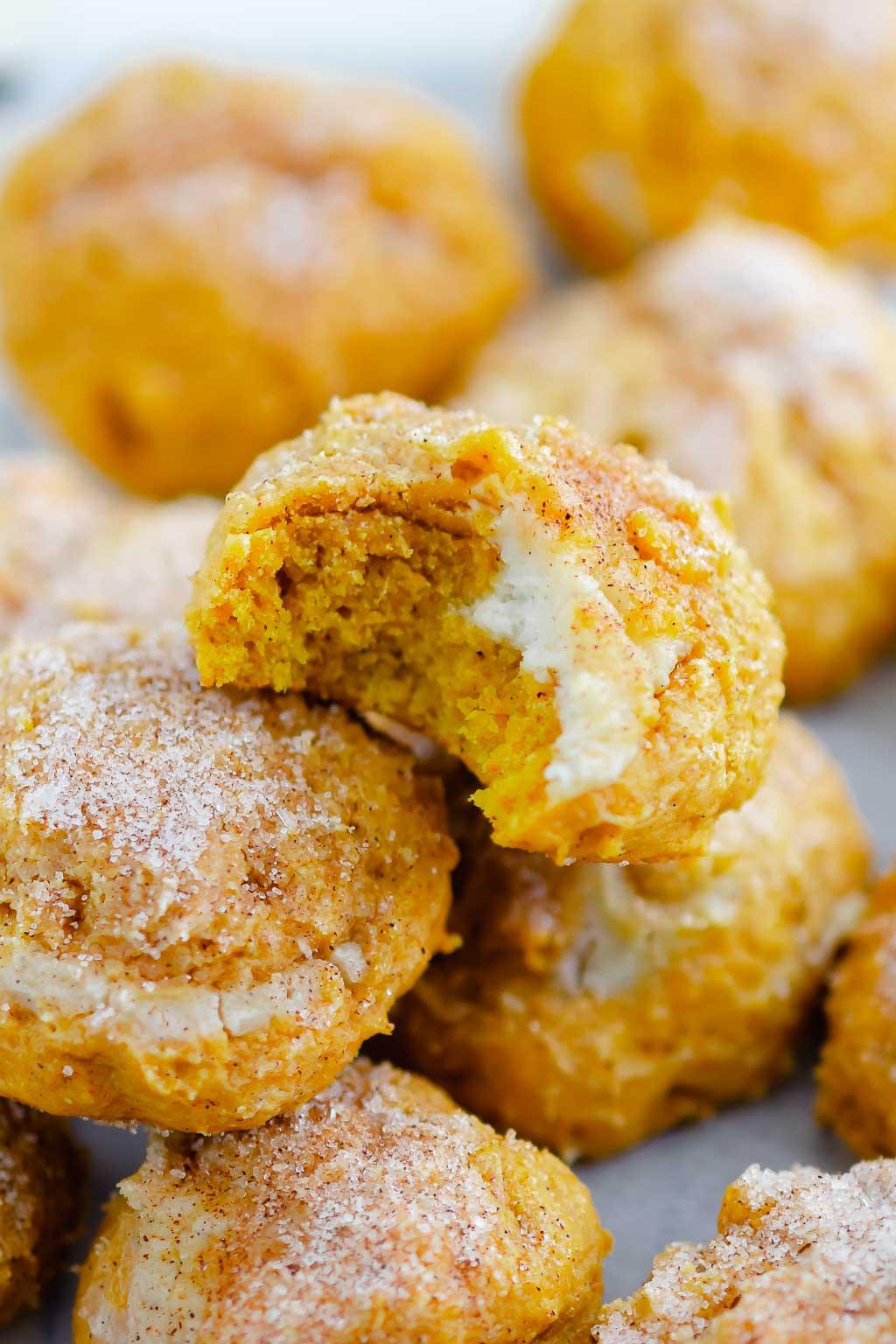Vanilla And Pumpkin Cheesecake Cookies