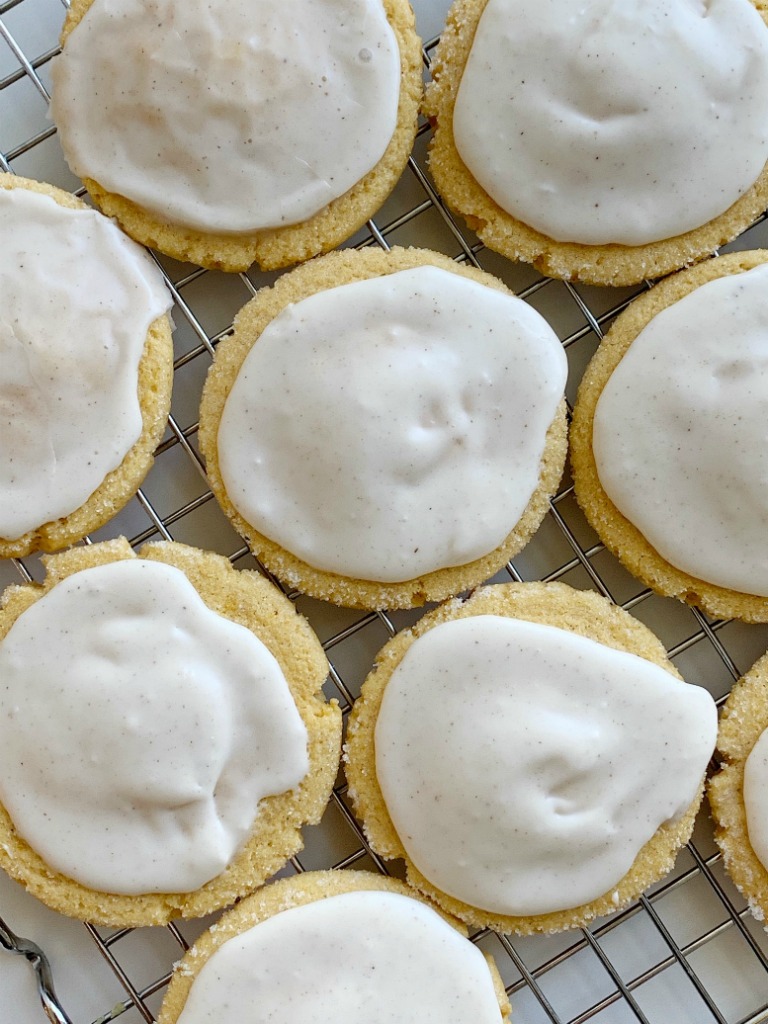 Pumpkin Spice Glaze Cookies