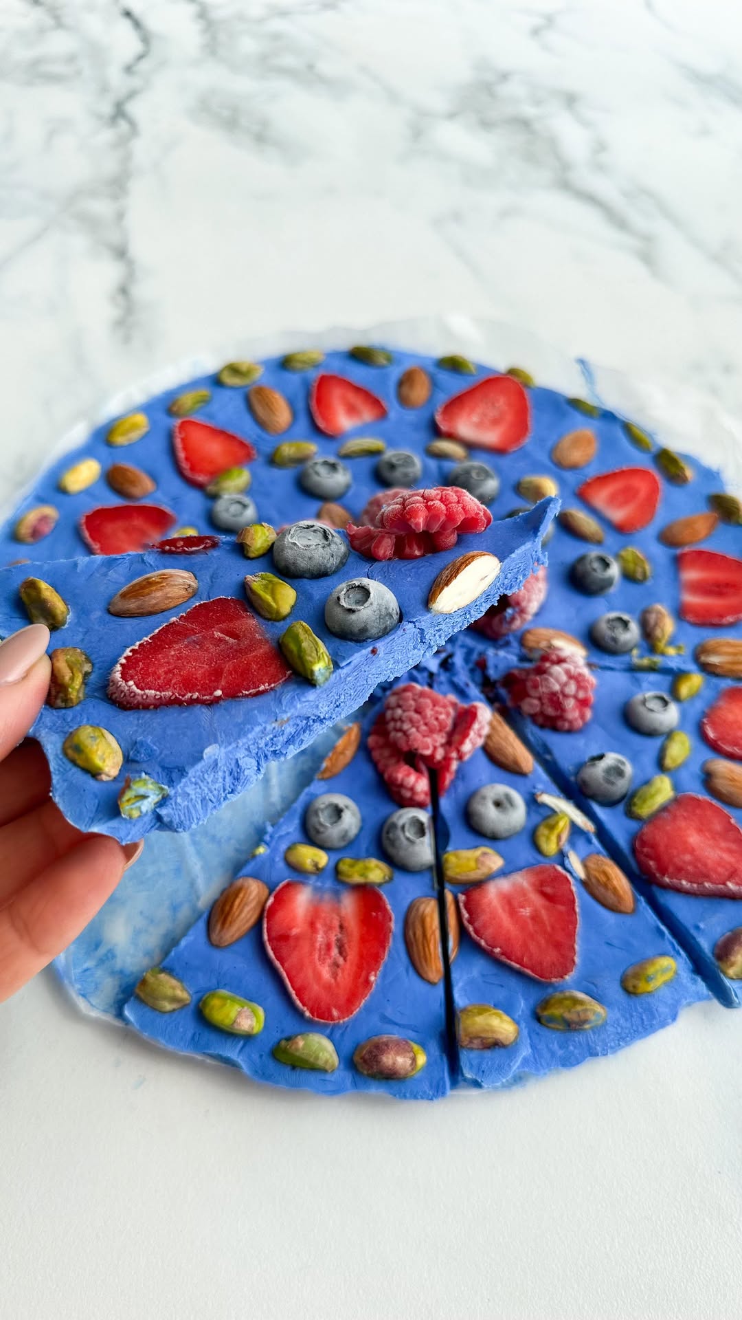 Blue Spirulina Snack That Steals the Spotlight