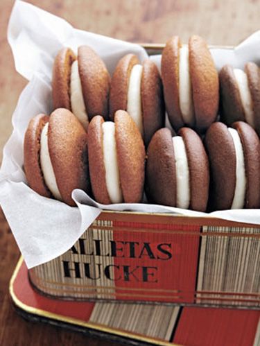 Maple-Spice Pumpkin Whoopie Pies