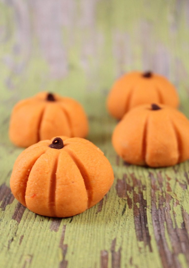Pumpkin Bites with Peanut Butter