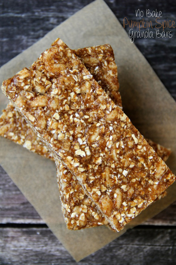 No-Bake Granola Bars with Pumpkin Spice